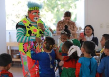 Celebración del Día del Niño en el CADI de Santa Catarina Pinula. / Foto: José Archila.