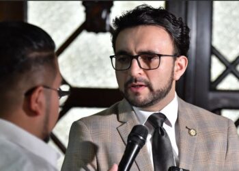 El secretario de Comunicación Social de la Presidencia, Kevin López.