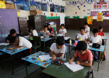 Mil 347 proyectos han sido ejecutados en favor de la educación. /Foto: DCA