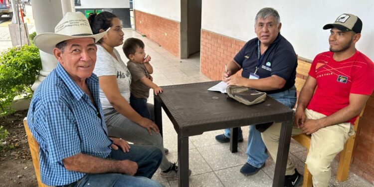 Productores de Atescatempa capacitados para obtener licencia sanitaria de transporte