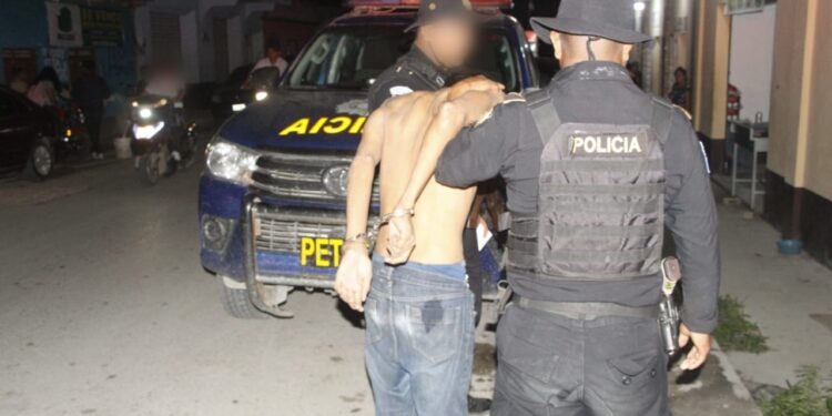 Detienen a presunto extorsionista en El Trébol, San Benito