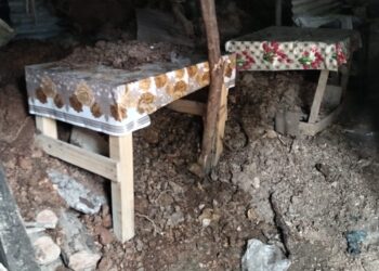 Brindan asistencia por deslizamiento de tierra en aldea Agua Salóbrega de Sanarate, El Progreso