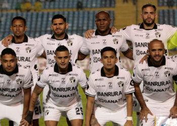 Comunicaciones sufre pero accede a la Copa de Campeones