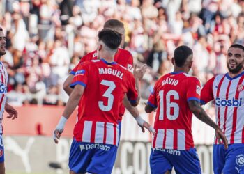 El Girona remonta y se coloca colíder de La Liga Española