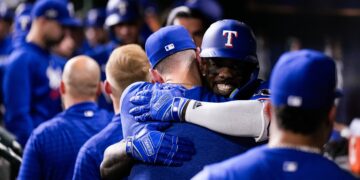 Los Rangers vapulean a los Astros y obligan un séptimo juego
