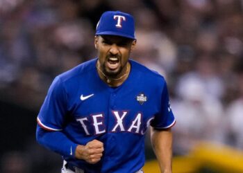 Los Rangers ponen contra las cuerdas a los Dbacks