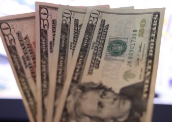 Remesas familiares. /Foto: DCA