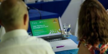 Planifican estrategia de cooperación internacional para Iberoamérica 2024-2023