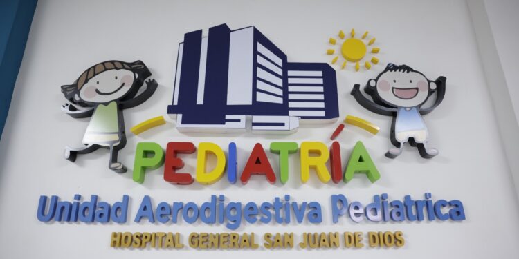 Presentan Unidad Aerodigestiva Pediátrica y renovación de la Emergencia de Adultos en el Hospital General San Juan de Dios