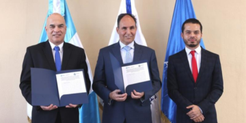 Presentación de la adenda del convenio de cooperación entre Agexport y GAE: / Foto: Comisión GAE.