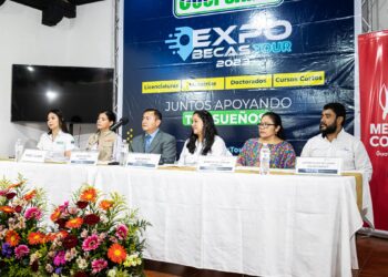 Por cuarto día consecutivo desarrollan Expo Becas Tour 2023 en el norte del país