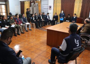 Dan seguimiento a proceso de traslado de salubristas a renglón permanente en San Marcos