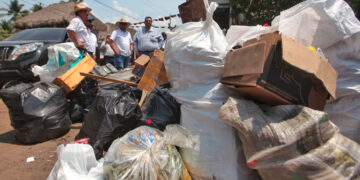 Acciones para la clasificación de desechos. /Foto: DCA