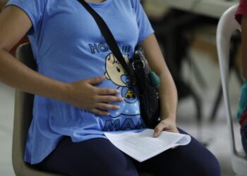 Atención a madres gestantes. /Foto: DCA