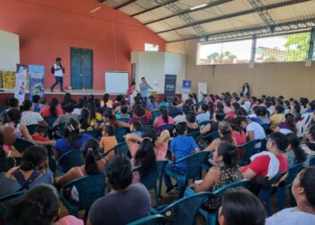 Amplían conocimientos sobre prevención de embarazos en adolescentes en Quetzaltenango