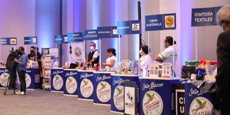 Acciones fomentan la promoción de productos guatemaltecos. /Foto: Mineco