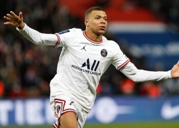 El Real Madrid desmiente que esté negociando con Mbappé