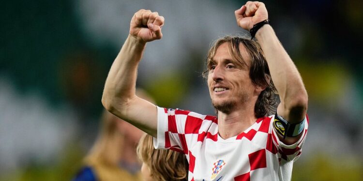 Modric acaricia la Eurocopa