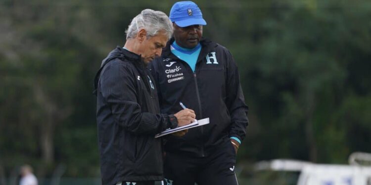 Honduras enfrentará a México en la Concacaf Nations League