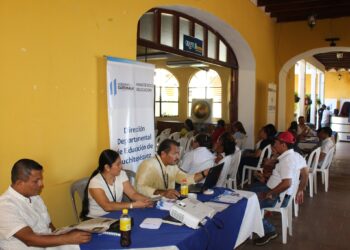 Jóvenes de Suchitepéquez participan en Expo Becas Tour 2023