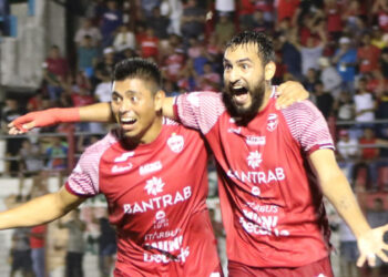 Malacateco deja al borde de la eliminación a Comunicaciones