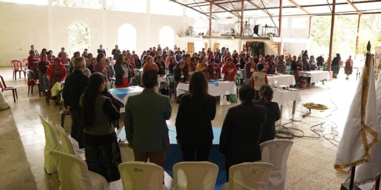 Se realiza el quinto Encuentro de Comadronas en Totonicapán