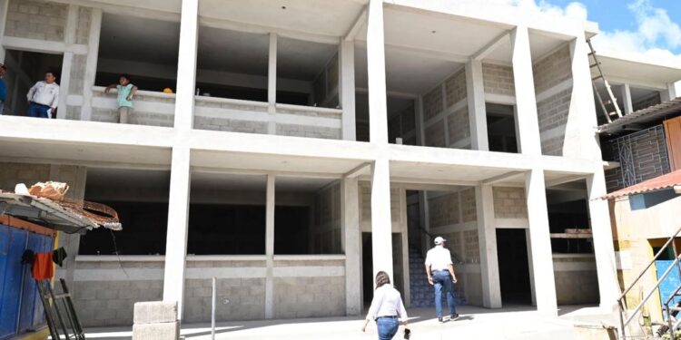 Avanza proyecto de infraestructura educativa en Esquipulas, Chiquimula