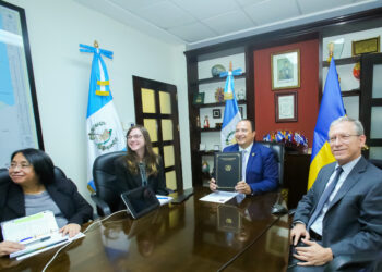 Canciller Mario Búcaro sostuvo reunión virtual con su homólogo de Ucrania