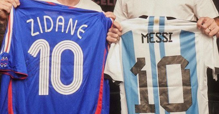 Camisa de Zidane y Messi. // Foto: Juez Central.