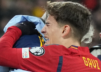 Gavi sufre una “lesión importante” en la rodilla derecha