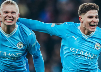Foden y Julián Álvarez despiertan al Manchester City