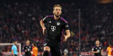 Kane guía al Bayern a los octavos de la Champions