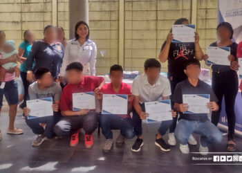 Clausuran diplomado Fomentando una Educación Sexual Sana