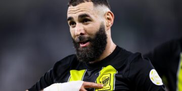 Triplete de Benzema y resurrección del Al Ittihad