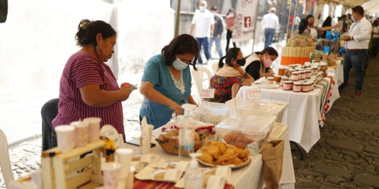 Ruta del Emprendedor tiene cobertura en todo el país. /Foto: DCA