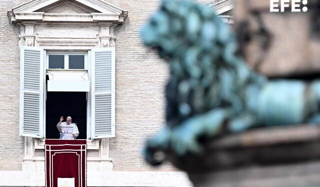 El papa urge a pacificar Oriente Próximo y pide no olvidar a Ucrania y Sudán