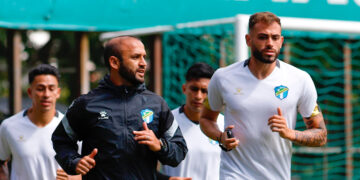 Willy Olivera convoca a 21 guerreros para conquistar el infierno escarlata