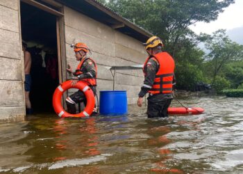 El Ejército brindo asistencia ante tormentas tropicales. / Foto: Ejército de Guatemala.