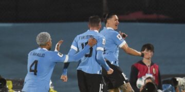 Uruguay golea a Bolivia y lo hunde en el sótano de la tabla