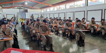 Se destacaron técnicas básicas pero fundamentales para combatir incendios forestales. / Foto: Conred.