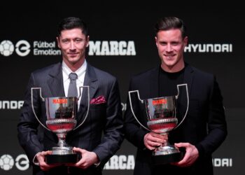 Lewandowski y Ter Stegen galardonados en los premios Marca 2023