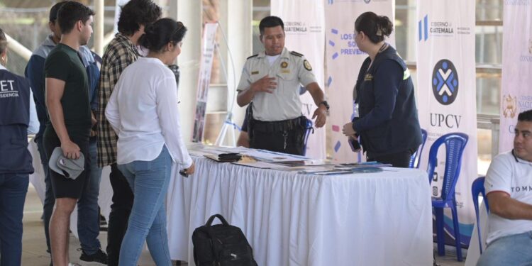 Jornada de Servicios Integrados en Chiquimula. /Foto: Gobernación de Chiquimula