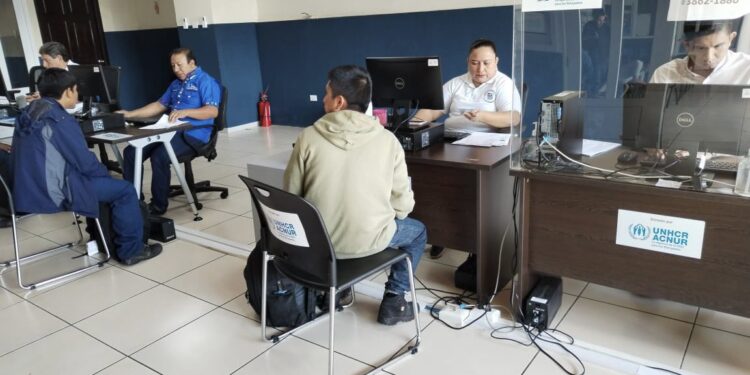 Migración brindó atención a connacionales retornados en Centro de Retornados Tecún Umán