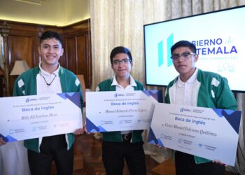 Becas de inglés del Mineduc llegan a más estudiantes. / Foto: DCA.