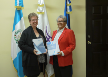 Reunión sectorial en la Secretaría Presidencial de la Mujer (Seprem). / Foto: José Archila.