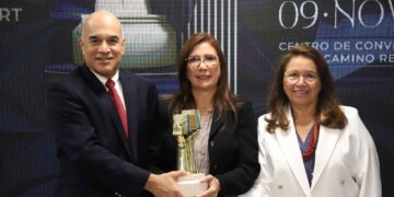 Autoridades de Agexport presentaron a los finalistas del Galardón Nacional a la Exportación. / Foto: Agexport.