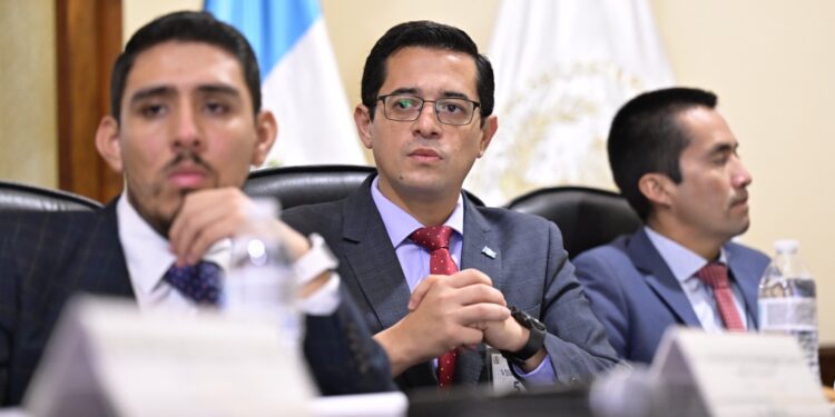 Reunión de Transición de la Secretaría General de la Presidencia. /Foto: Álvaro Interiano