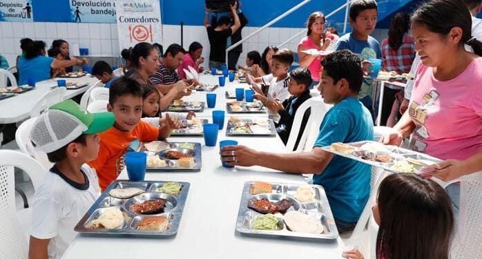 Comedores Sociales brindan alimento gratuito a personas vulnerables