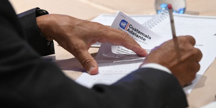 Guatemala encabeza lista de finanzas sostenibles en América Latina