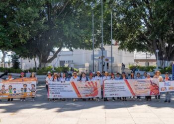 Realizan caminata en el marco del Día de la Eliminación de la Violencia contra la Mujer en Jutiapa